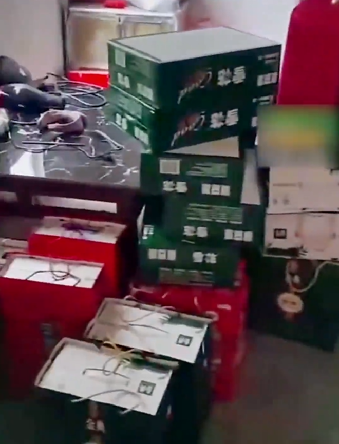 Hậu ly hôn, cô gái xách thịt lợn, quà cáp trị giá hơn 600 triệu trả chồng cũ - 3