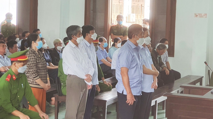 Cựu Phó Chủ tịch Thường trực tỉnh Phú Yên bị đề nghị mức án 7- 8 năm tù - 2