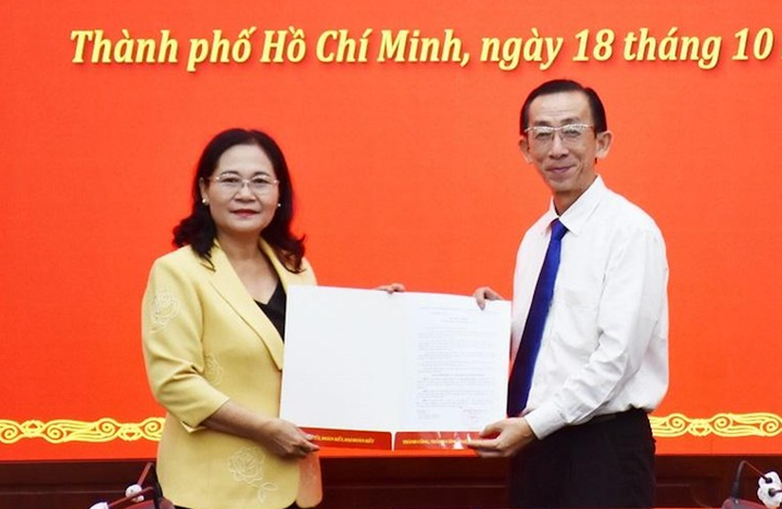 PGS.TS Trần Hoàng Ngân làm thư ký Bí thư Nguyễn Văn Nên - 1