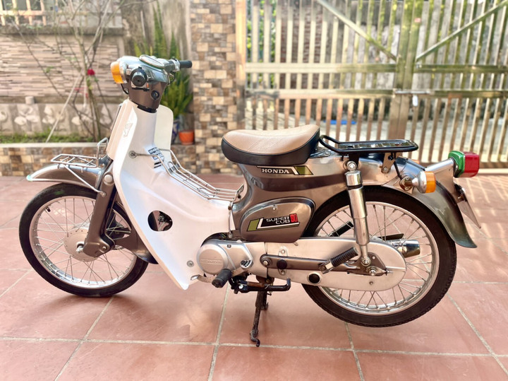 9X Hà Nội sưu tầm Honda Cub 1996 biển ngũ quý 4 hàng hiếm - 3