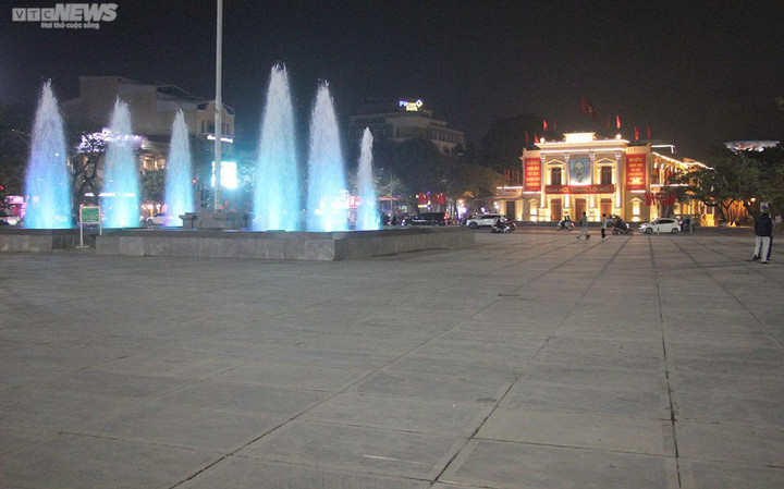 Nữ công nhân môi trường đất Cảng hơn 20 năm lặng thầm làm sạch đẹp phố phường - 3