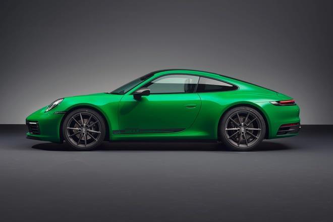 Porsche 911 Carrera T 2023 có mức giá dễ tiếp cận - 1