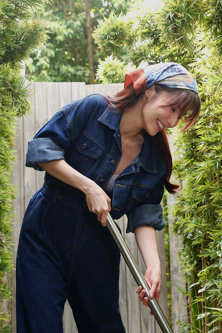 Nhan sắc trong trẻo của Diễm My 9x qua ống kính bạn thân 10 năm - 1