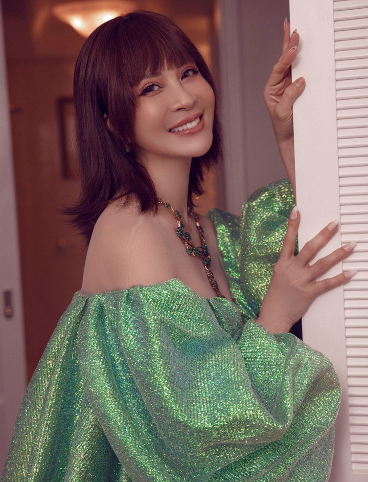 Sao Việt 20/10: Diva Thanh Lam trẻ đẹp như thiếu nữ bên mẹ - 3