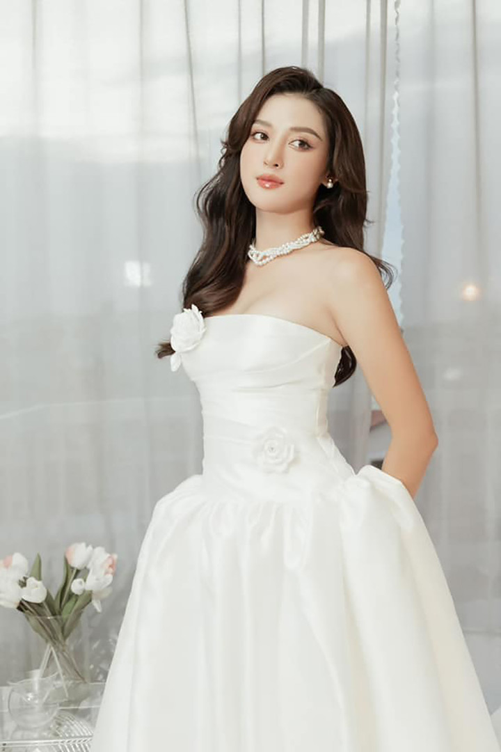 Sao Việt 20/10: Diva Thanh Lam trẻ đẹp như thiếu nữ bên mẹ - 8