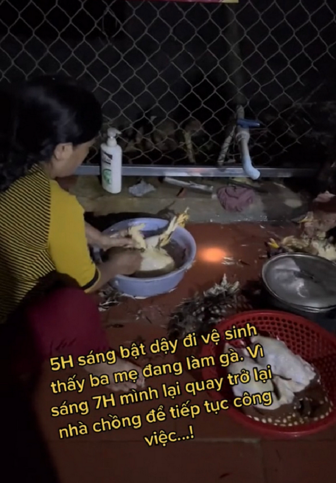 Bật dậy lúc 5 giờ sáng, con gái ở xa về rưng rưng khi thấy việc bố mẹ đang làm - 2