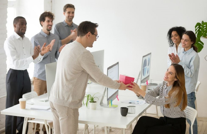 Lời chúc 20/10 hay dành cho sếp, đồng nghiệp, khách hàng và đối tác nữ - 1