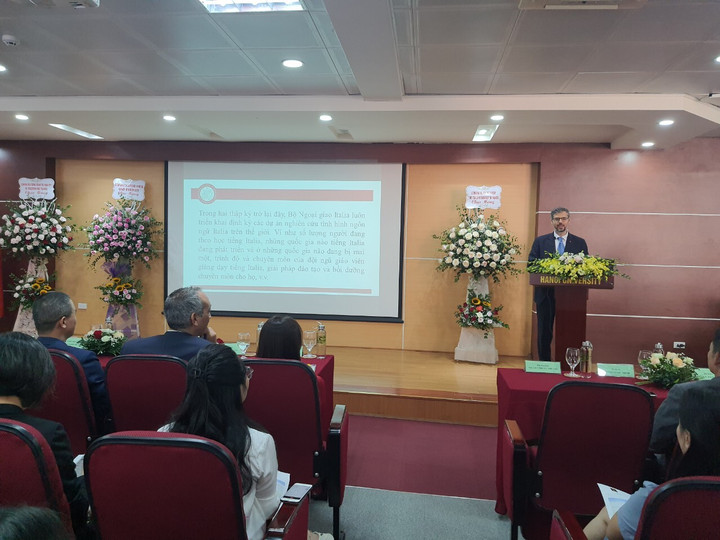 Đại học Hà Nội chú trọng phát triển nghiên cứu ngôn ngữ, văn hóa Italia - 2