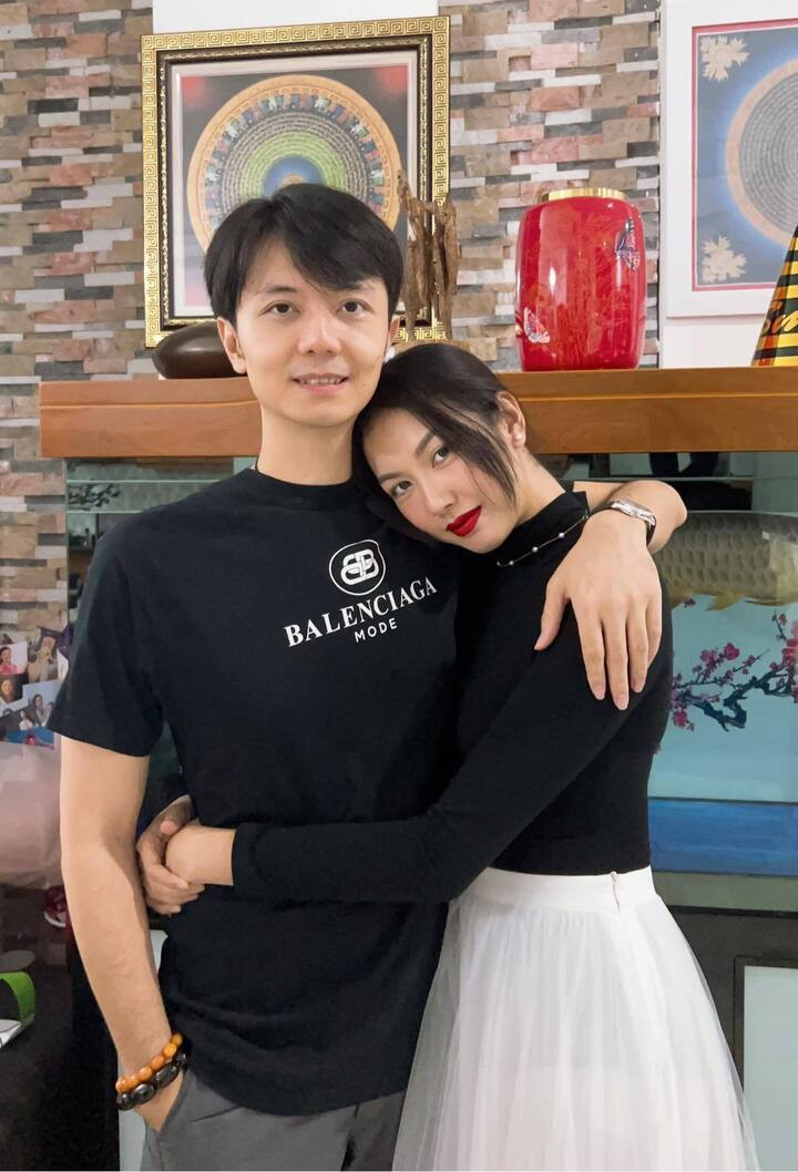 Sao Việt 21/10: Lệ Quyên cười hết cỡ khi được Lâm Bảo Châu vác trên vai - 8