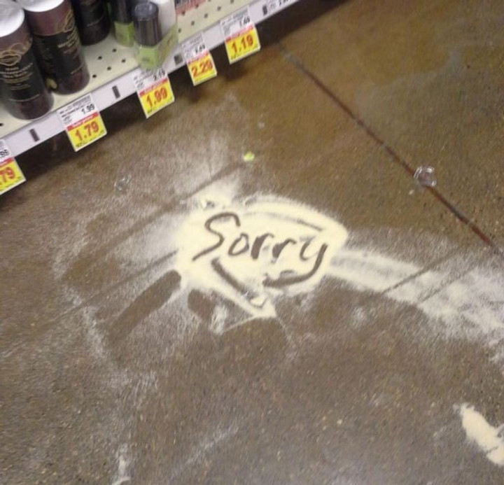 Tổng hợp khoảnh khắc khó hiểu hài hước vô tình bắt gặp trong siêu thị - 6