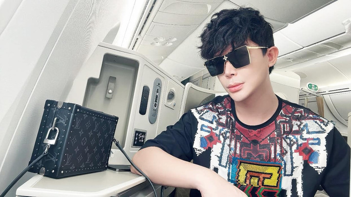 Sao Việt 22/10: Siu Black trẻ đẹp bất ngờ ở tuổi 55 - 9