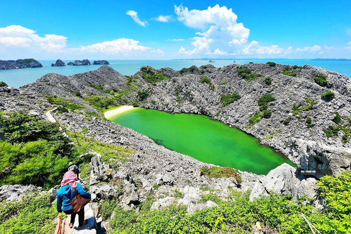 Ngắm ngọn hải đăng cổ bậc nhất Việt Nam nằm trên đảo hoang sơ, hiểm trở - 3