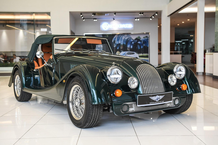 Những mẫu xe tiền tỷ tại Triển lãm Ôtô Việt Nam 2022 - 6