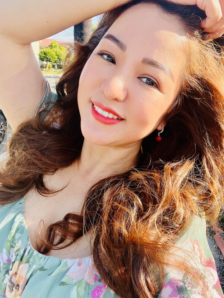 Sao Việt 23/10: Lý Hùng cùng gia đình đến thăm mộ ba NSND Lý Huỳnh - 7