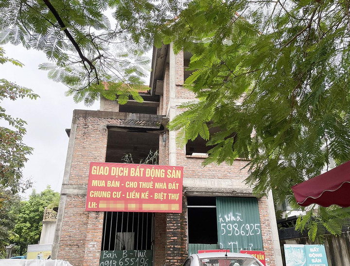 Môi giới bất động sản bỏ nghề, mở trà đá bán đồ ăn vỉa hè - 3