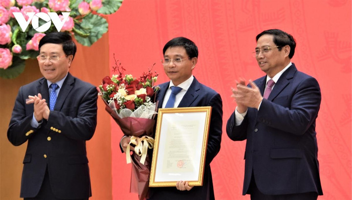 Thủ tướng trao quyết định bổ nhiệm 2 Bộ trưởng Đào Hồng Lan và Nguyễn Văn Thắng - 3