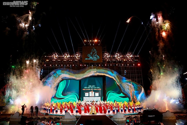 Quảng Ninh: Hàng nghìn người xem chung kết Hoa hậu Biển đảo Việt Nam 2022 - 4