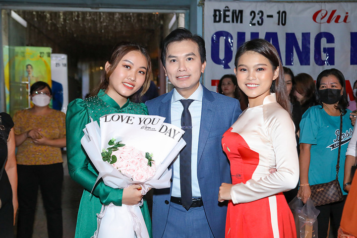 Mạnh Quỳnh nhận 2 con gái của Phi Nhung làm con nuôi - 2