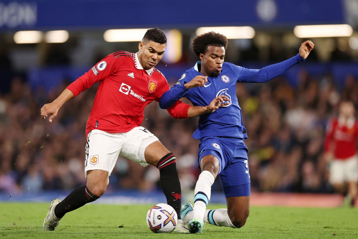 Casemiro ghi bàn phút bù giờ, Man Utd hòa kịch tính Chelsea - 2