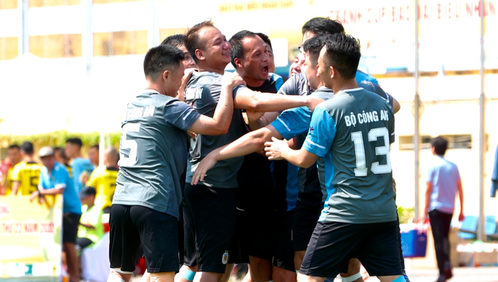 Khởi tranh giải bóng đá các cơ quan Trung ương mở rộng năm 2022 - 1