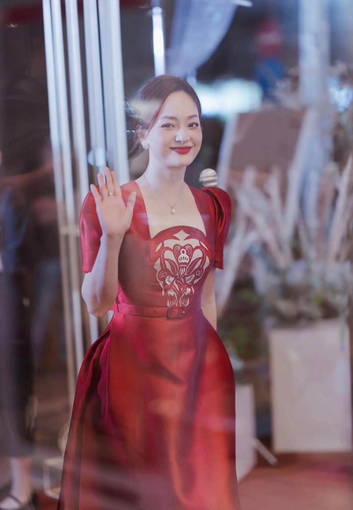 Sao Việt 25/10: Bằng Kiều hạnh phúc khoe ảnh con trai thứ tư - 8