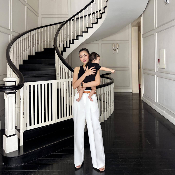 Sao Việt 25/10: Bằng Kiều hạnh phúc khoe ảnh con trai thứ tư - 7