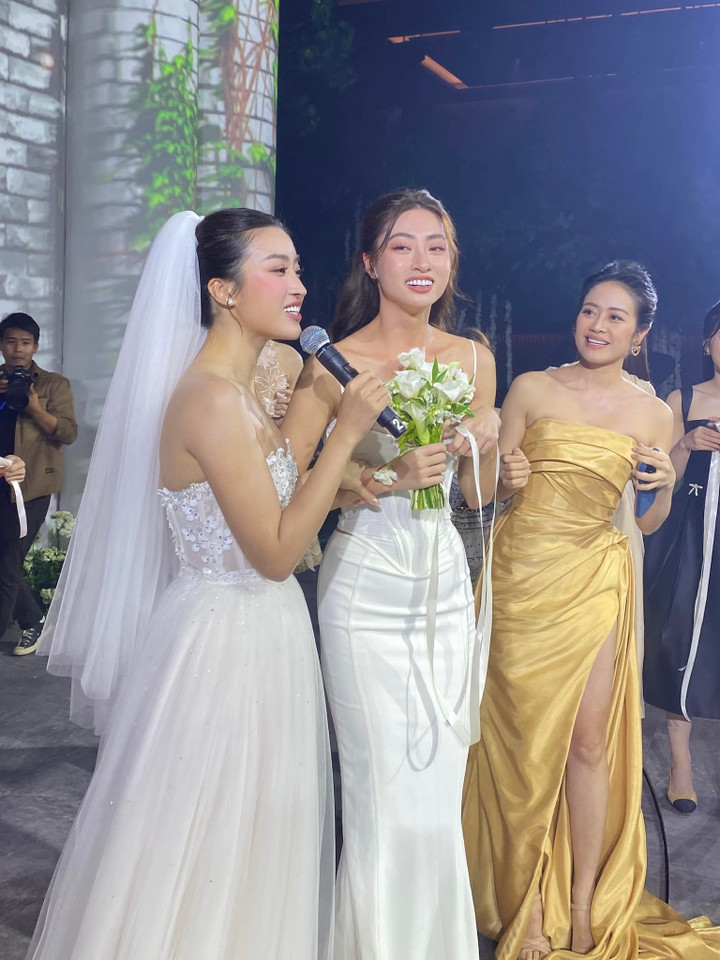 Những mỹ nhân bắt được hoa trong 4 đám cưới tháng 10 của showbiz Việt - 1