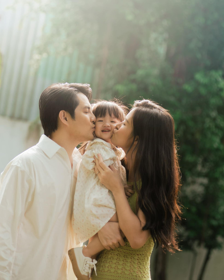 Sao Việt 27/10: NSND Công Lý xuất ngoại, đi du lịch cùng bà xã - 6