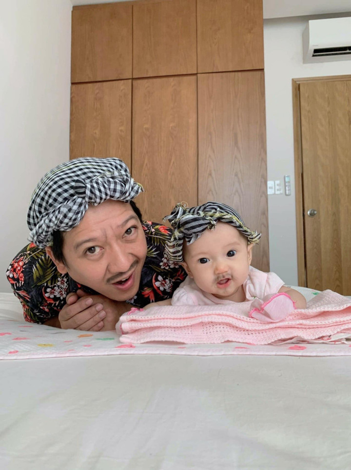 Sao Việt 27/10: NSND Công Lý xuất ngoại, đi du lịch cùng bà xã - 3