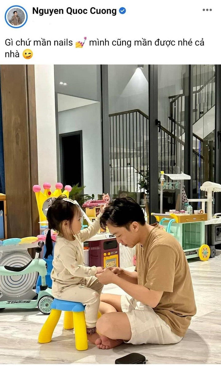Cường Đô La khoe ảnh 'làm nail' cho con gái, cộng đồng mạng khen ngợi hết lời - 2
