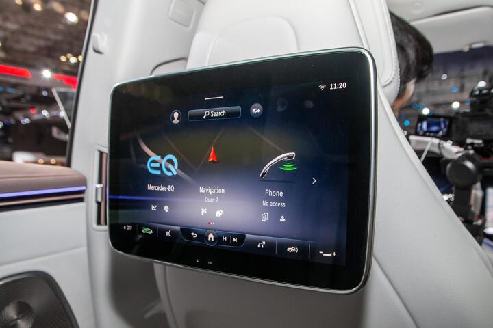 Cận cảnh xe điện Mercedes-Benz EQS tại Vietnam Motor Show 2022 - 14