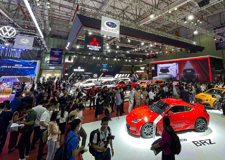 Triển lãm ô tô lớn nhất Việt Nam khai mạc sau 2 năm vắng bóng vì COVID-19 - 2