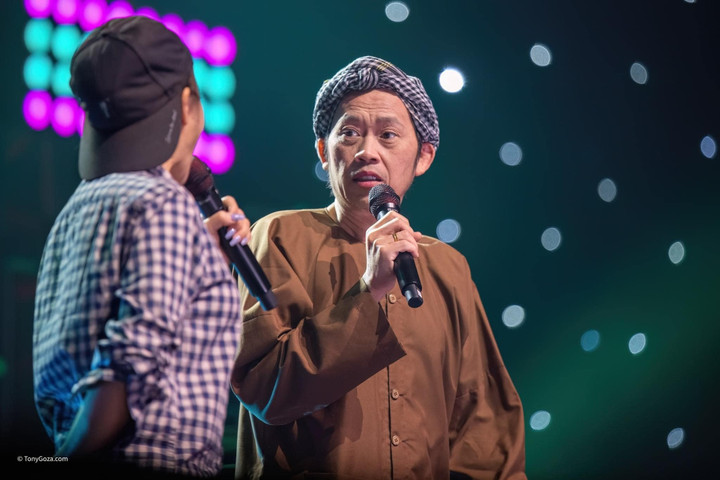 Hoài Linh tất bật chạy show ở Mỹ, tự vào bếp nấu ăn cho con trai - 5