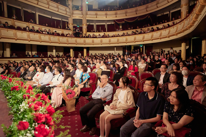 Dàn nhạc SSO tái diễn thành công tổ khúc Carmen - 3