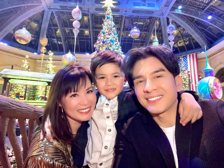 Đan Trường chúc mừng sinh nhật vợ cũ, chia sẻ ảnh gia đình bên nhau hạnh phúc - 3