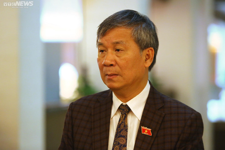 ĐBQH: Một đêm trực chống dịch, bác sĩ nhận 18.600 đồng là quá thấp - 1