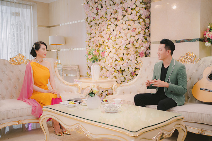 Ca sĩ Nguyễn Phi Hùng kể chuyện bị gia đình dọa từ mặt vì mải mê với nghệ thuật - 1