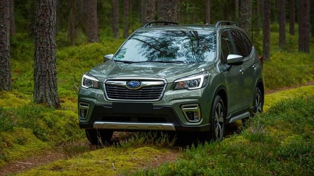 Loạt xe SUV gầm cao giá 1 tỷ đồng đáng chú ý tại thị trường Việt Nam - 1