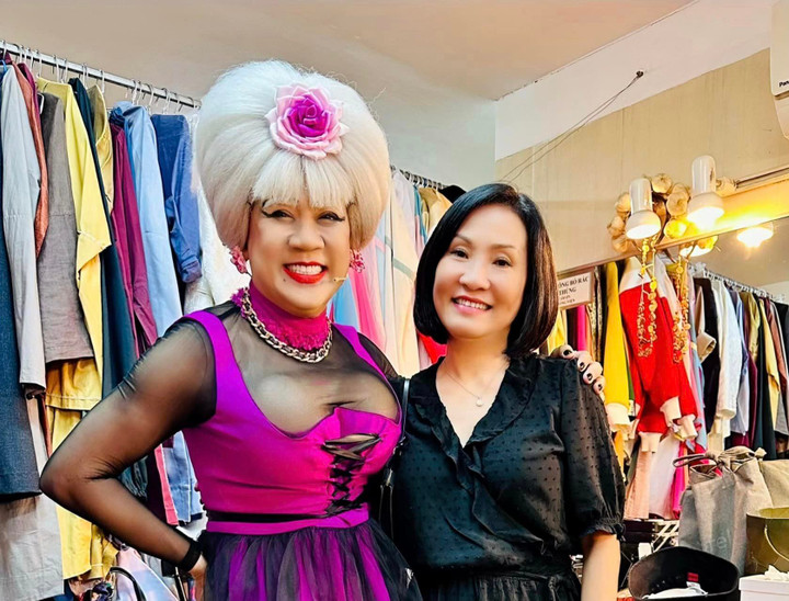 Sao Việt 30/10: Nghệ sĩ Lê Tuấn Anh trêu chọc bà xã Hồng Vân - 5