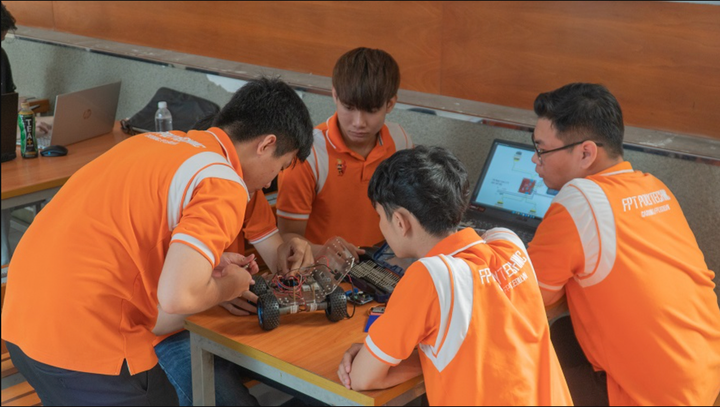 Trường Cao đẳng FPT Polytechnic giành giải thưởng CNTT quốc tế - 2