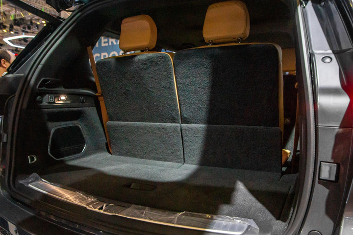 XeJeep Grand Cherokee giá hơn 6 tỷ đồng có gì đặc biệt? - 8