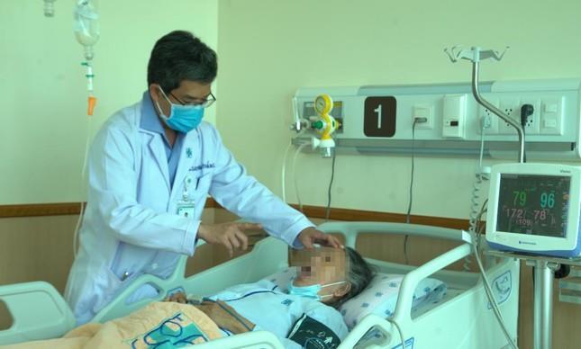 Những 'tối kỵ' khi cấp cứu bệnh nhân đột quỵ - 1