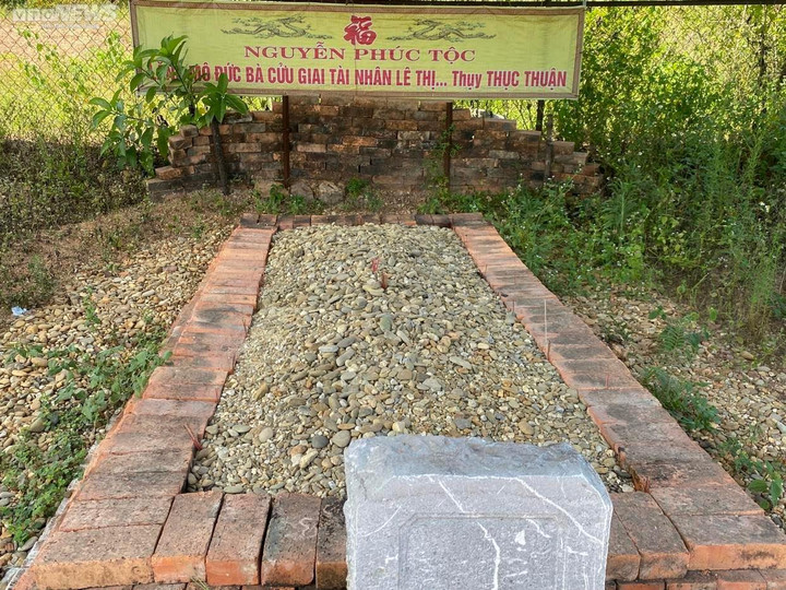 Dự án bãi đậu xe 'treo' hơn nửa thập kỷ sau khi san phẳng mộ vợ vua nhà Nguyễn - 10