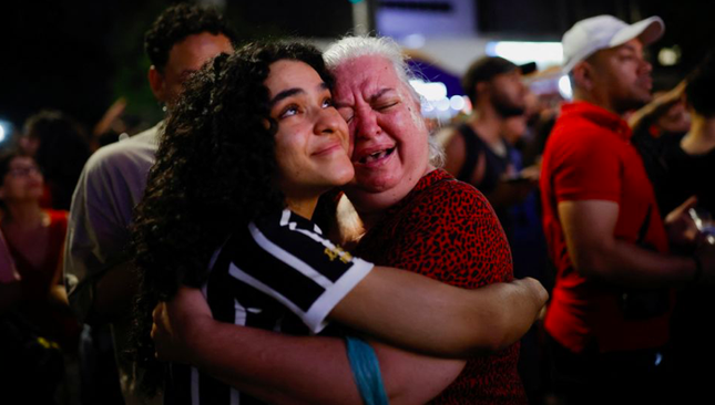 Ra khỏi nhà tù, chính trị gia 76 tuổi tái đắc cử Tổng thống Brazil - 2