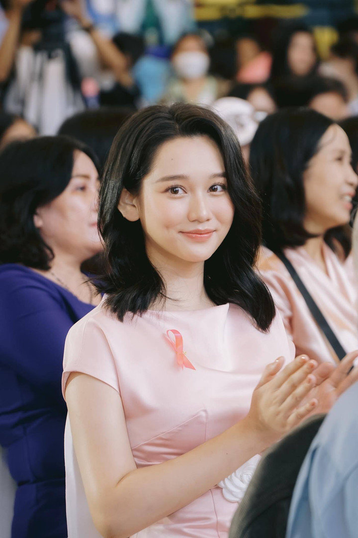 Sao Việt 2/11: Mạnh Trường khoe ảnh hiếm với vợ thời đang yêu - 6