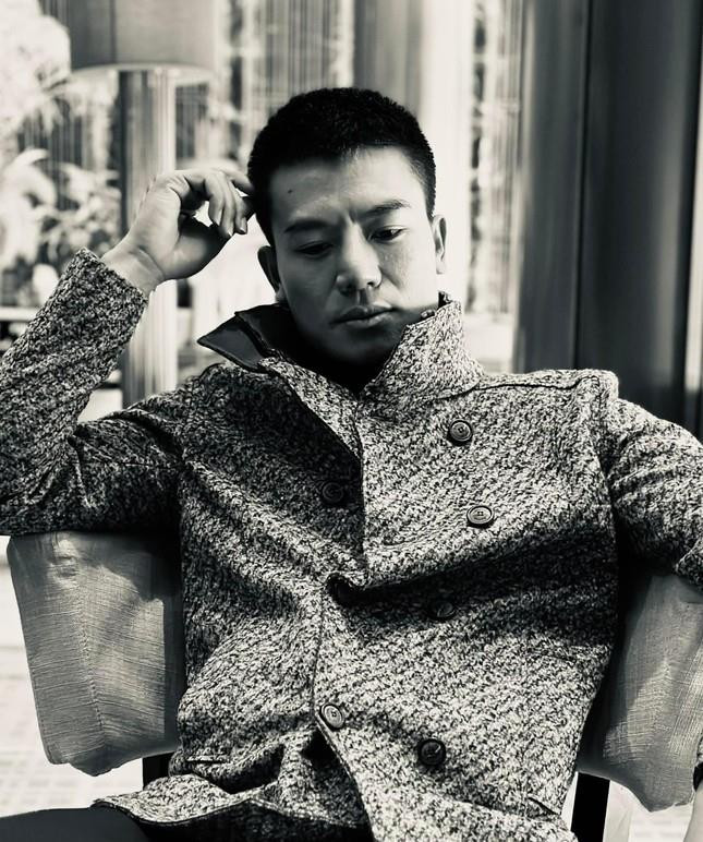 Diễn viên Hiếu Nguyễn: 'Tôi thoát chết ở thảm kịch Itaewon' - 1