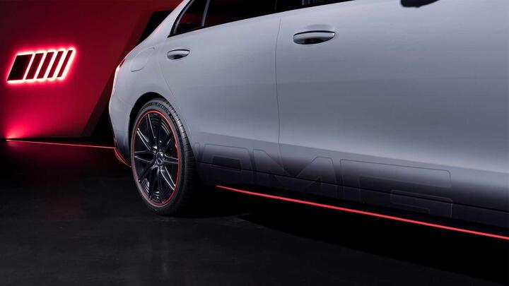 Mercedes-AMG C63 phiên bản F1 ra mắt - 5