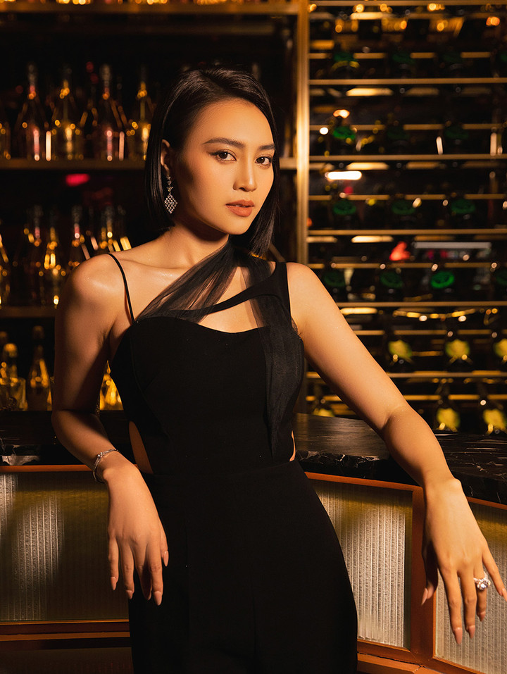 Ninh Dương Lan Ngọc: 'Tôi không dám nhận mình giàu có' - 4