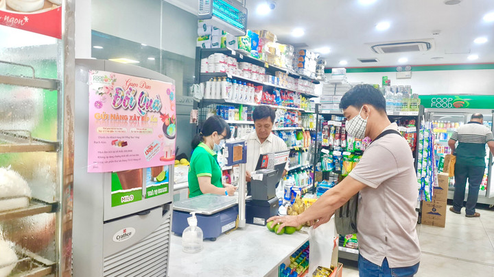 Hàng trăm cửa hàng thực phẩm Co.op Food tri ân khách hàng liên tục trong 14 ngày - 2