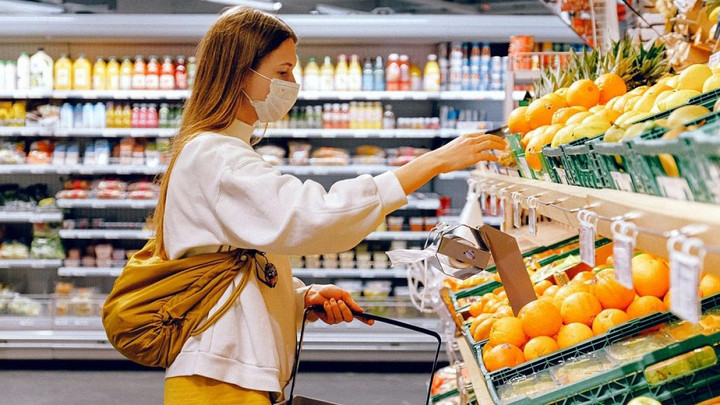 Xuất siêu 9,4 tỷ USD trong 10 tháng nhưng chưa hết khó khăn - 1